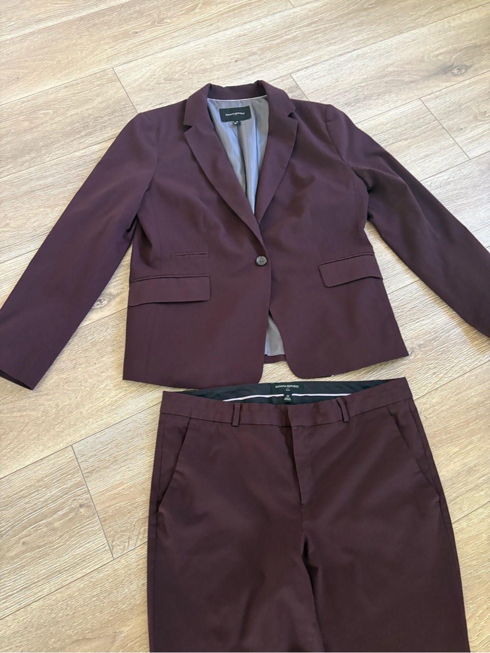 Banana Republic Women's Plum Straight-Leg Trousers - Picture 11 of 14